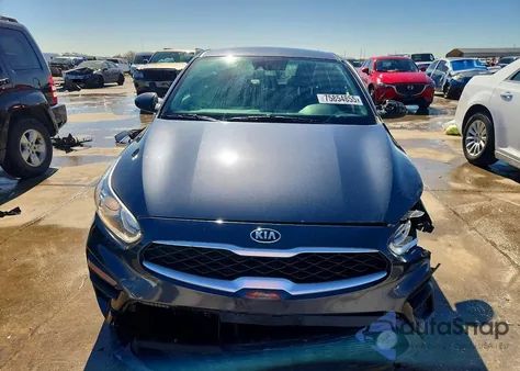 2021 Kia Forte Fe z USA, uszkodzony, nr VIN 3KPF24AD1ME275466